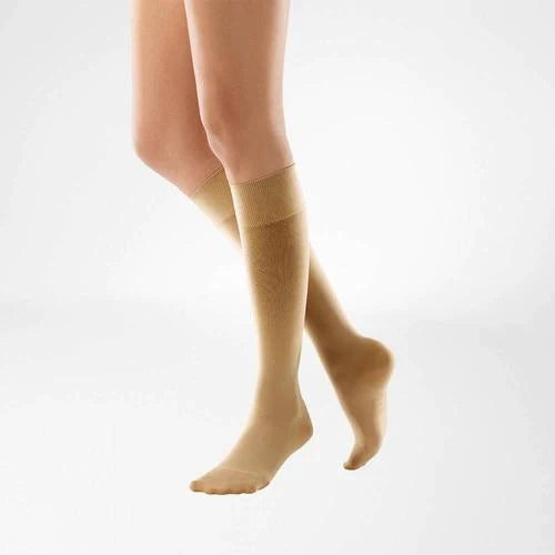 Bauerfeind - VenoTrain look- Knee High - 20-30mmHg - Compression Stockings